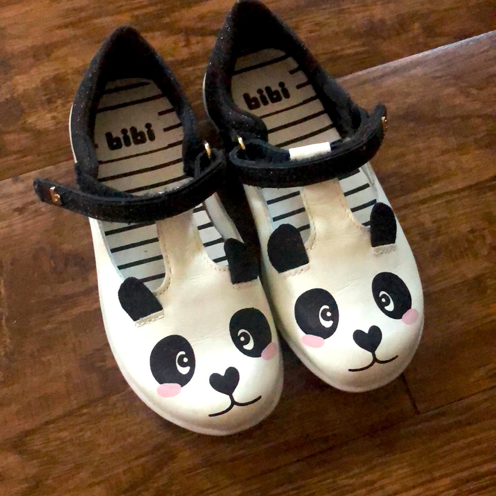 “Nino” Girls Panda Shoes w/ Velcro